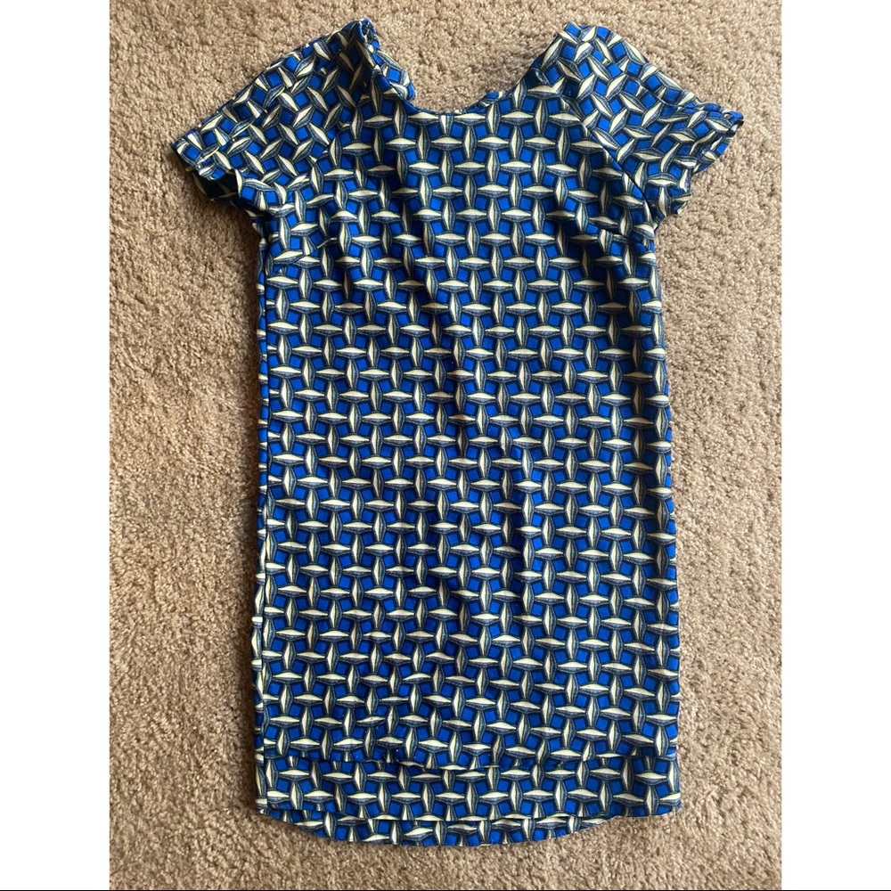 Sans Souci retro patterned shift dress.